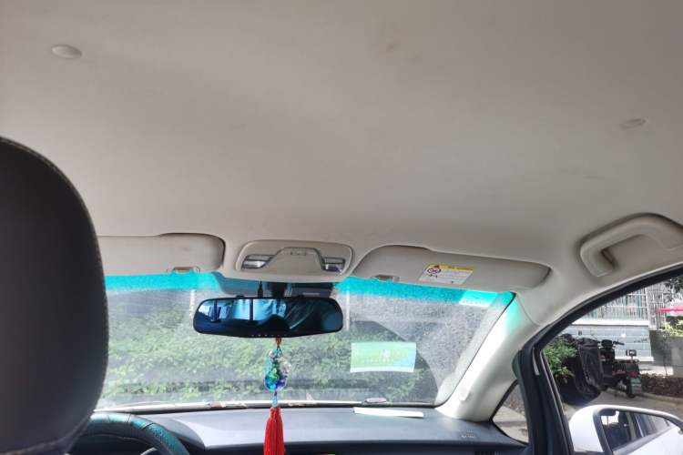 Used Geely Auto Vision X3 2017 1.5L Automatic Elite Model Headliner