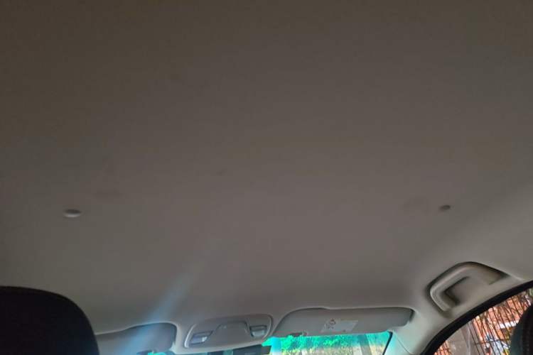 Used Geely Auto Vision X3 2017 1.5L Automatic Elite Model Headliner