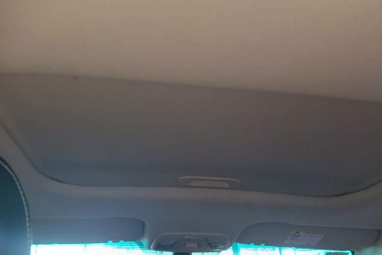 Used Geely Auto Vision X3 2017 1.5L Automatic Luxury Model Headliner