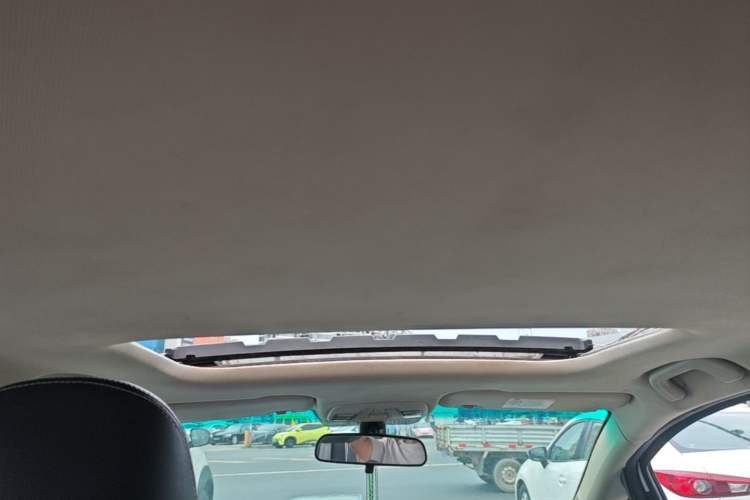 Used Geely Auto Vision X3 2017 1.5L Automatic Luxury Model Headliner
