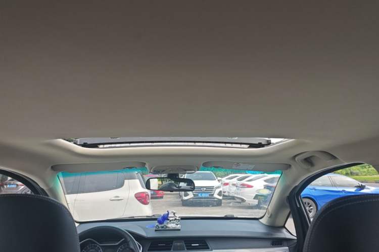 Used Geely Auto Vision X3 2017 1.5L Automatic Luxury Model Headliner