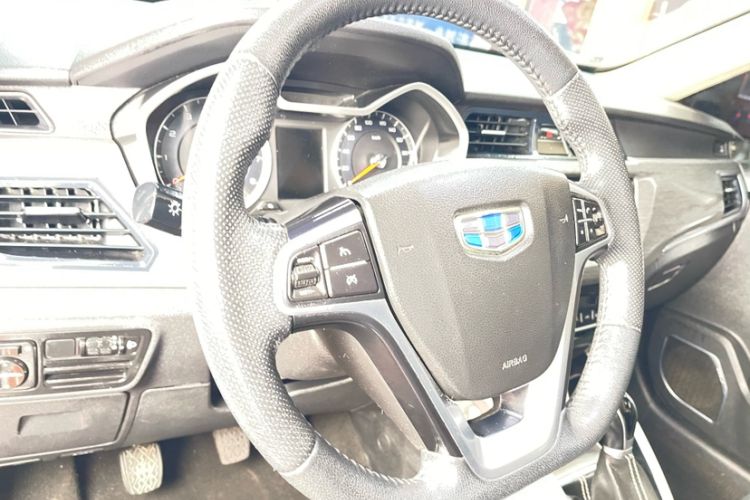 Used Geely Auto Vision X3 2017 1.5L Manual Elite Model Interior 1
