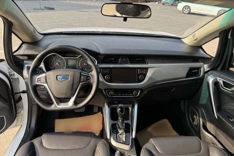 Used Geely Auto Vision X3 2017 1.5L Automatic Luxury Model Interior 1