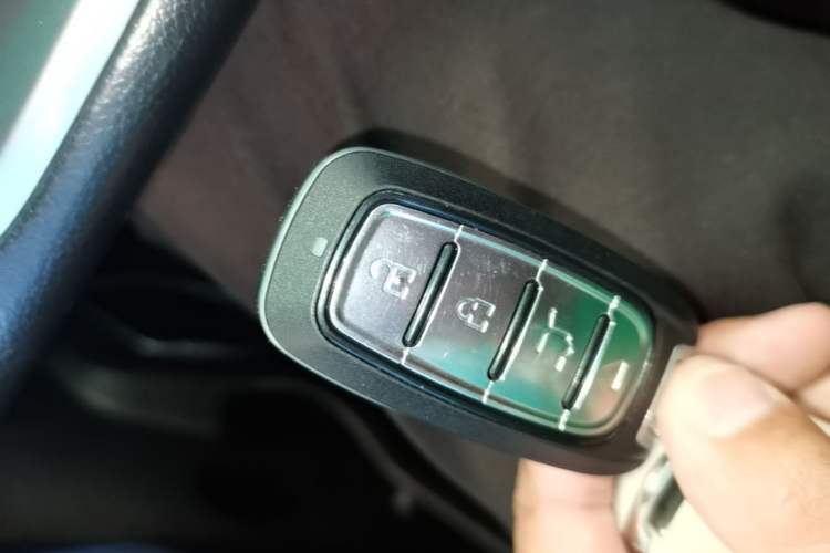 Used Geely Auto Vision X3 2017 1.5L Automatic Elite Model Interior 1