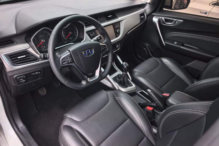 Used Geely Auto Vision X3 2017 1.5L Manual Luxury Model Interior 1