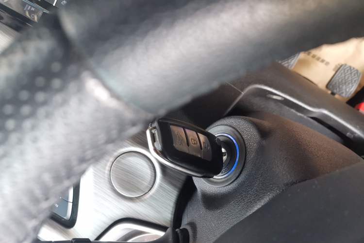 Used Geely Auto Vision X3 2017 1.5L Manual Elite Model Interior 1