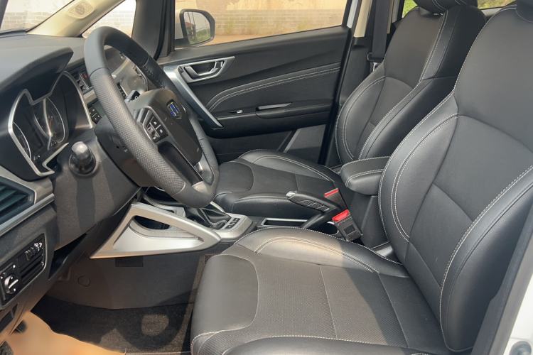 Used Geely Auto Vision X3 2017 1.5L Automatic Luxury Model Interior 1