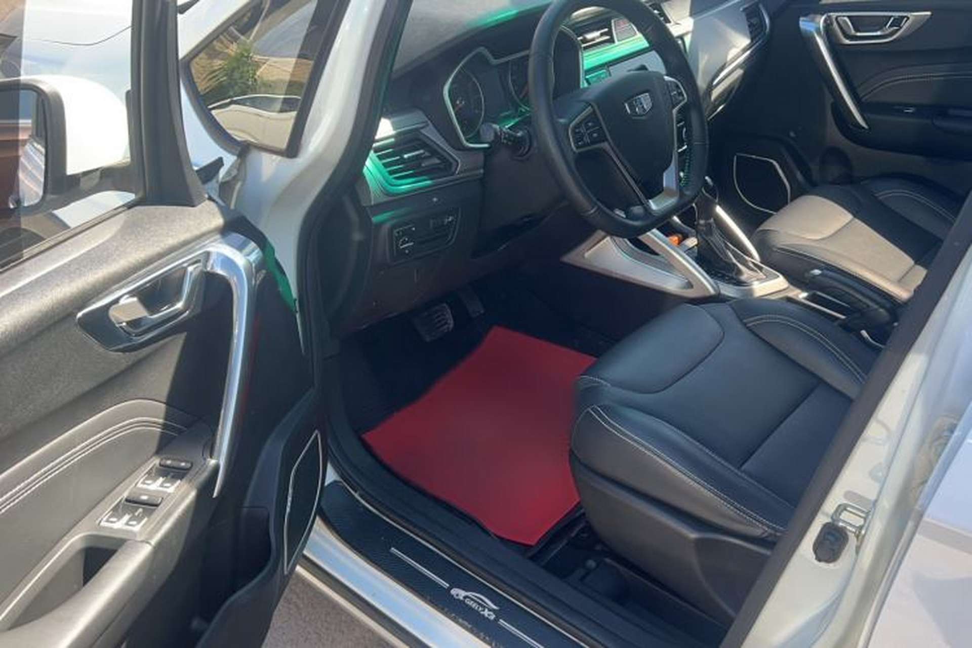 Used Geely Auto Vision X3 2017 1.5L Automatic Elite Model Interior 1