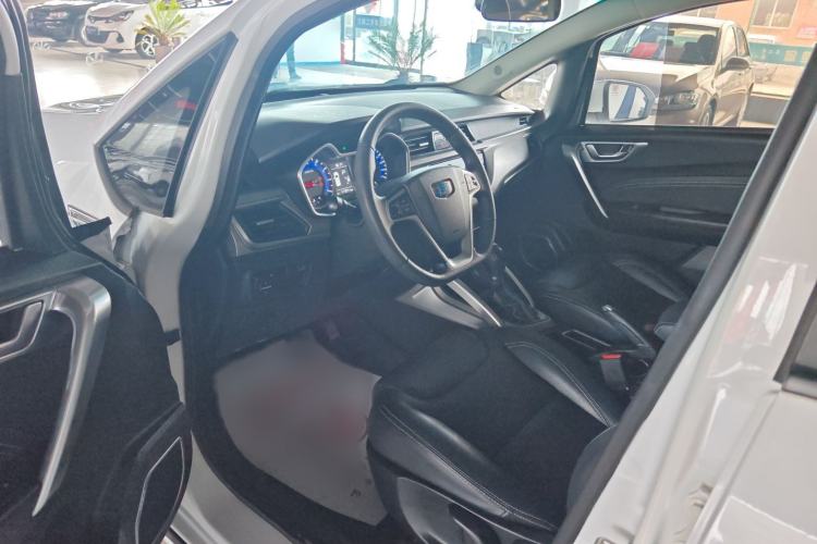 Used Geely Auto Vision X3 2017 1.5L Automatic Luxury Model Interior 1