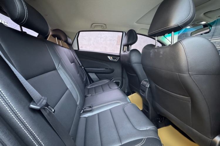 Used Geely Auto Vision X3 2017 1.5L Manual Luxury Model Interior 2