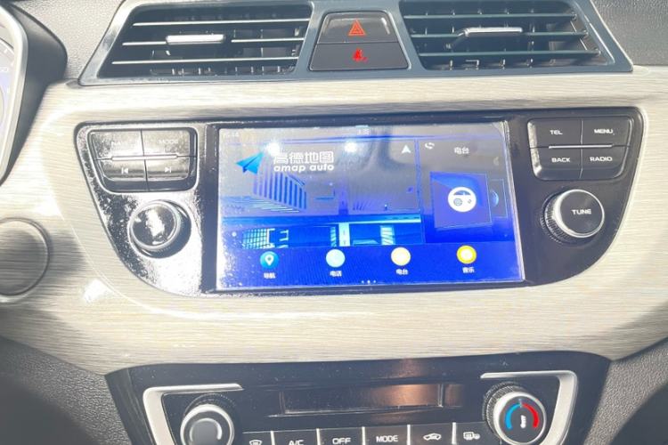 Used Geely Auto Vision X3 2017 1.5L Manual Elite Model Interior 2