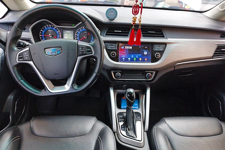 Used Geely Auto Vision X3 2017 1.5L Automatic Elite Model Interior 2