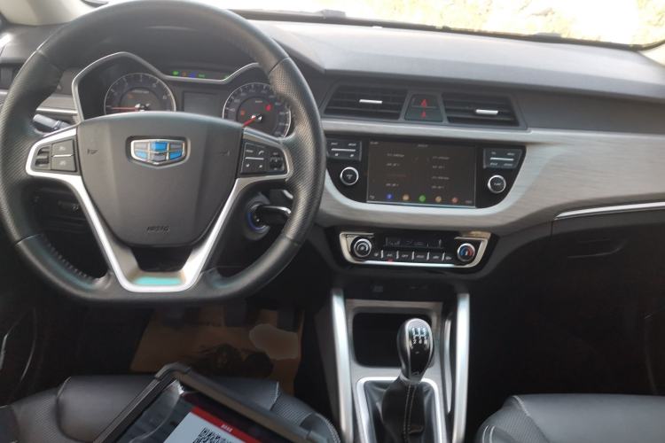 Used Geely Auto Vision X3 2017 1.5L Manual Elite Model Interior 2