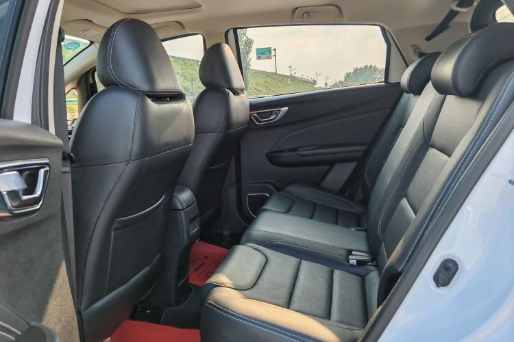 Used Geely Auto Vision X3 2017 1.5L Automatic Luxury Model Interior 2