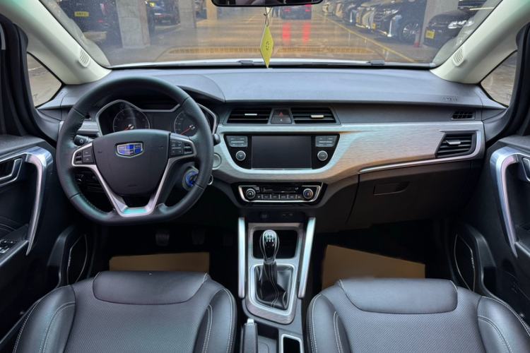 Used Geely Auto Vision X3 2017 1.5L Manual Luxury Model Interior 3