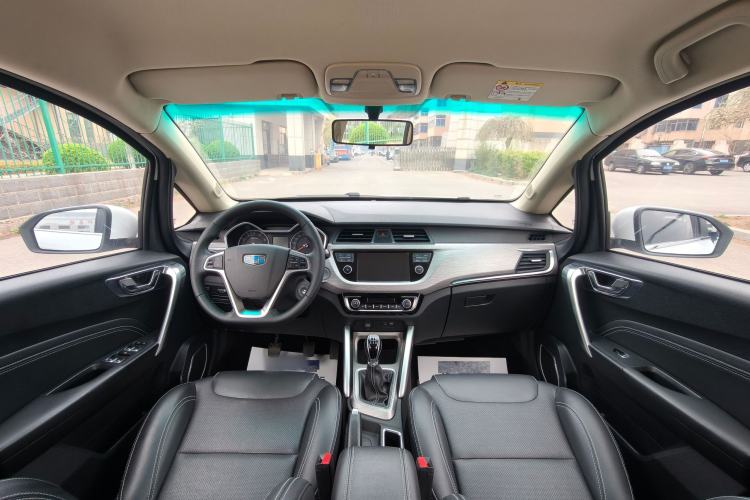 Used Geely Auto Vision X3 2017 1.5L Manual Elite Model Interior 3