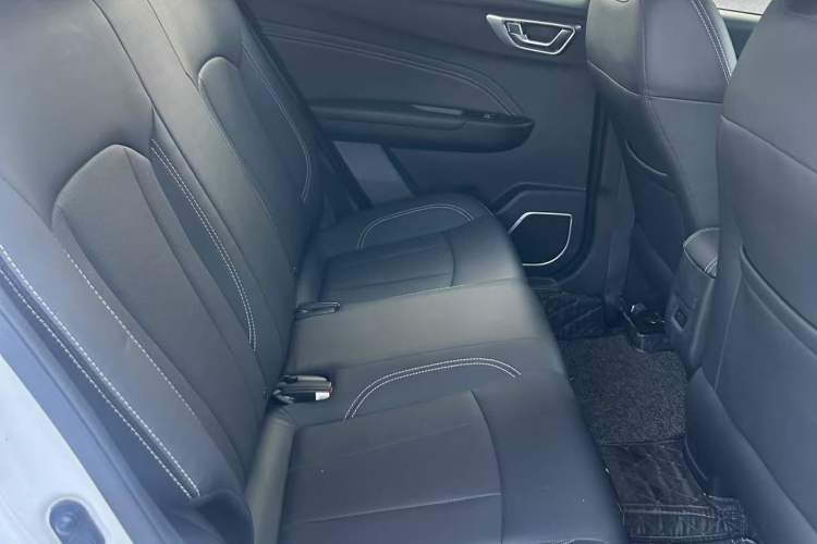 Used Geely Auto Vision X3 2017 1.5L Automatic Elite Model Interior 3