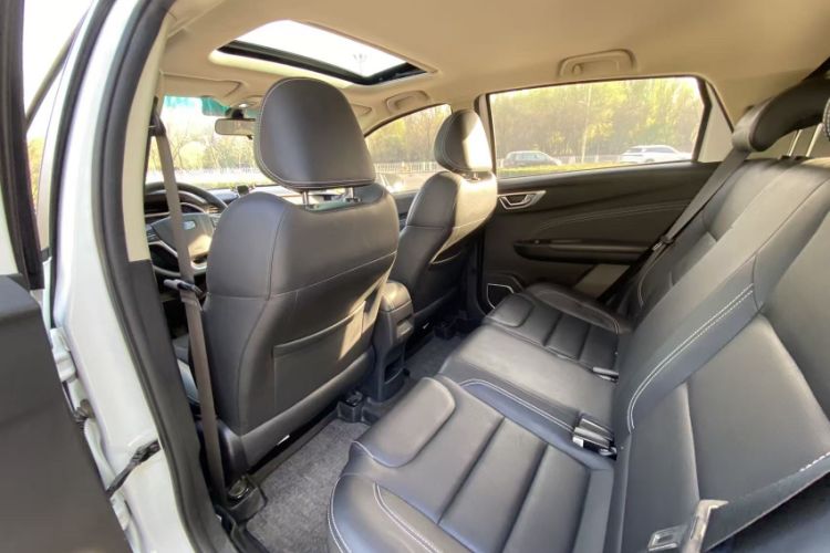 Used Geely Auto Vision X3 2017 1.5L Manual Luxury Model Interior 3