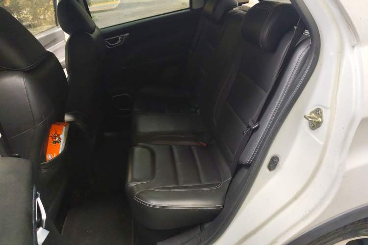 Used Geely Auto Vision X3 2017 1.5L Automatic Luxury Model Interior 4