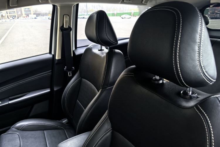 Used Geely Auto Vision X3 2017 1.5L Automatic Elite Model Interior 5