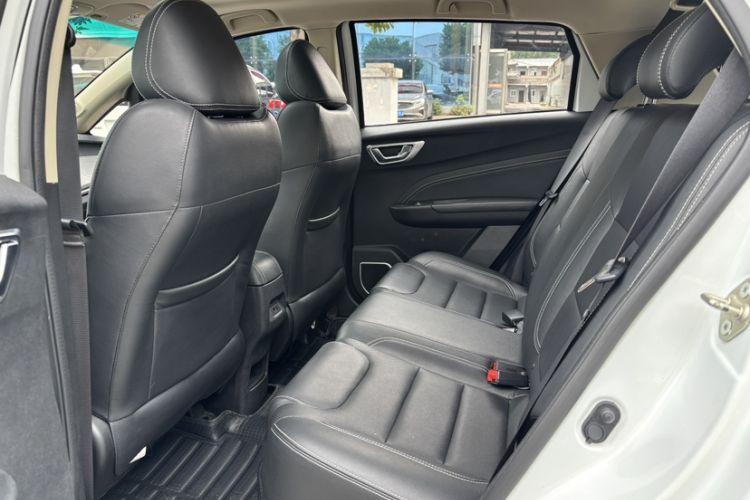 Used Geely Auto Vision X3 2017 1.5L Automatic Luxury Model Interior 6