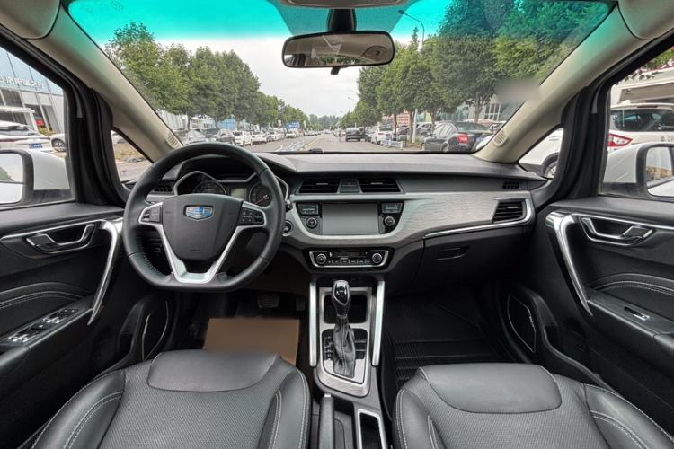 Used Geely Auto Vision X3 2017 1.5L Automatic Luxury Model Interior 7