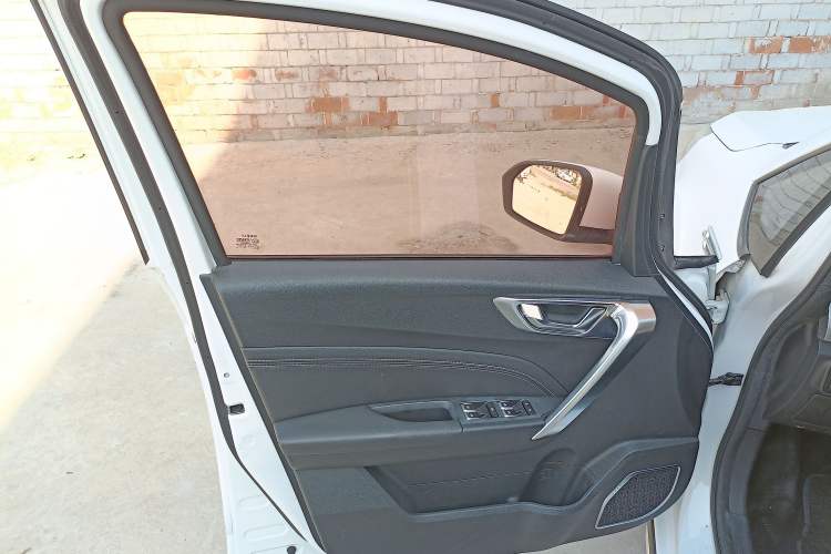 Used Geely Auto Vision X3 2017 1.5L Manual Luxury Model Left Front Door Interior