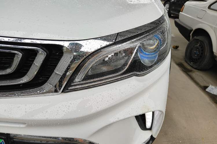 Used Geely Auto Vision X3 2017 1.5L Automatic Luxury Model Left Front Headlight