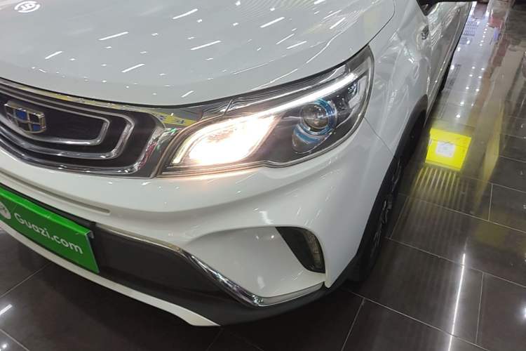Used Geely Auto Vision X3 2017 1.5L Automatic Luxury Model Left Front Headlight