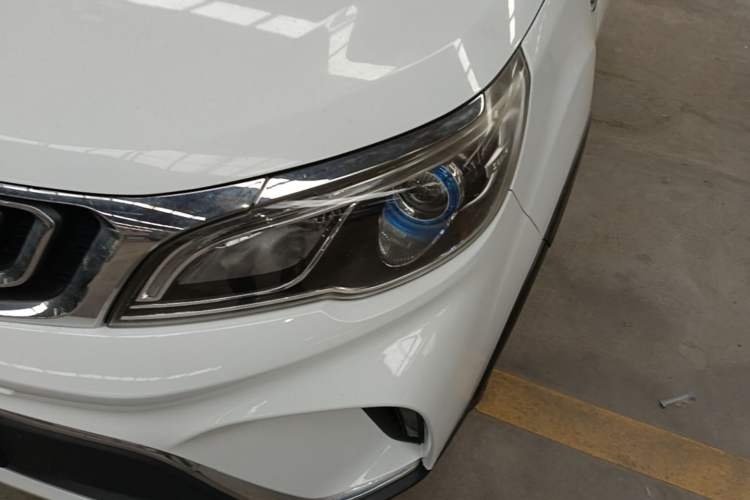 Used Geely Auto Vision X3 2017 1.5L Automatic Luxury Model Left Front Headlight