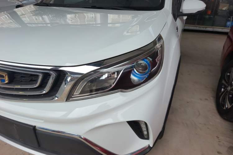 Used Geely Auto Vision X3 2017 1.5L Manual Luxury Model Left Front Headlight