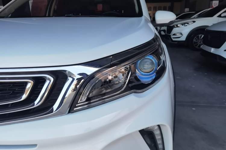Used Geely Auto Vision X3 2017 1.5L Automatic Luxury Model Left Front Headlight