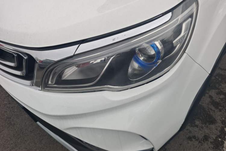 Used Geely Auto Vision X3 2017 1.5L Automatic Luxury Model Left Front Headlight