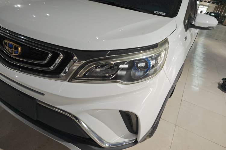 Used Geely Auto Vision X3 2017 1.5L Automatic Luxury Model Left Front Headlight
