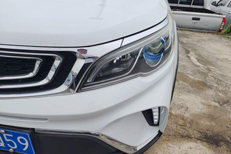 Used Geely Auto Vision X3 2017 1.5L Automatic Luxury Model Left Front Headlight