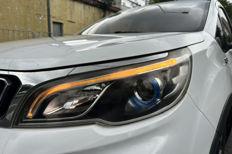 Used Geely Auto Vision X3 2017 1.5L Automatic Elite Model Left Front Headlight