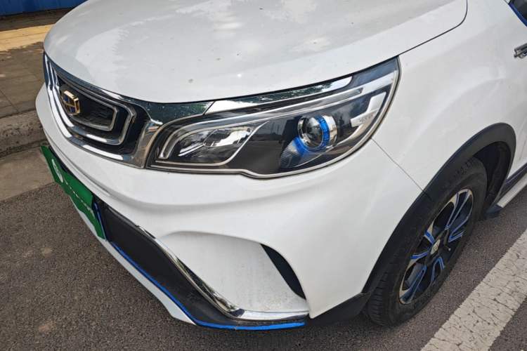 Used Geely Auto Vision X3 2017 1.5L Manual Luxury Model Left Front Headlight