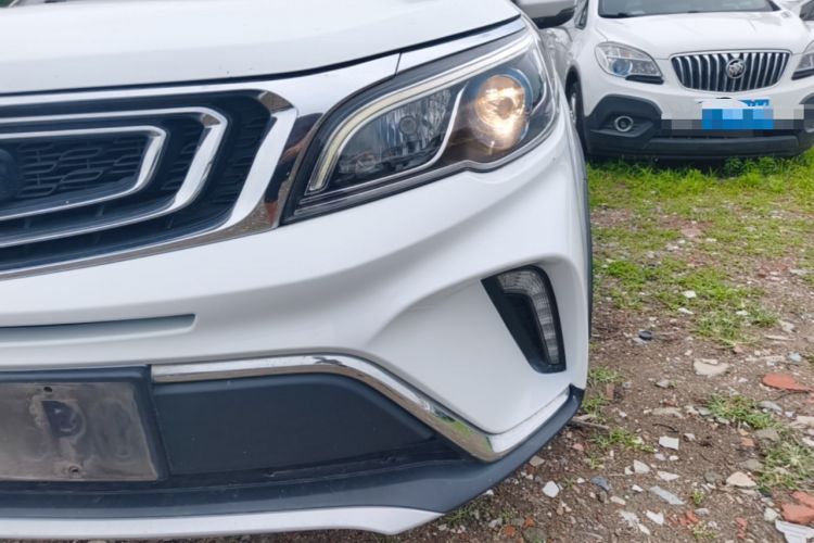 Used Geely Auto Vision X3 2017 1.5L Automatic Luxury Model Left Front Headlight
