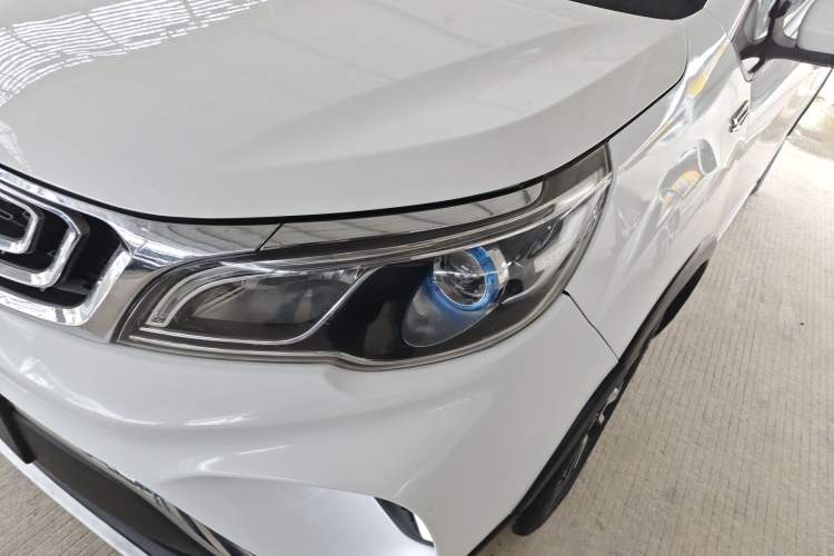 Used Geely Auto Vision X3 2017 1.5L Automatic Luxury Model Left Front Headlight