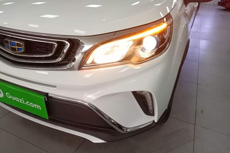 Used Geely Auto Vision X3 2017 1.5L Automatic Luxury Model Left Front Headlight