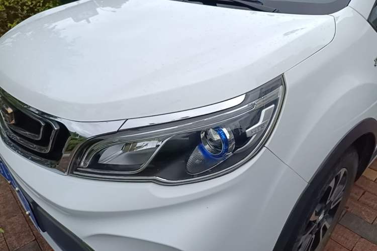 Used Geely Auto Vision X3 2017 1.5L Automatic Elite Model Left Front Headlight