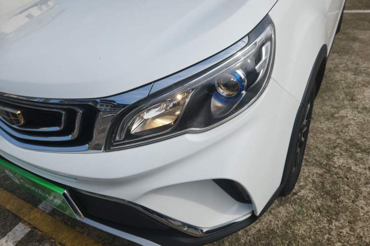 Used Geely Auto Vision X3 2017 1.5L Manual Elite Model Left Front Headlight