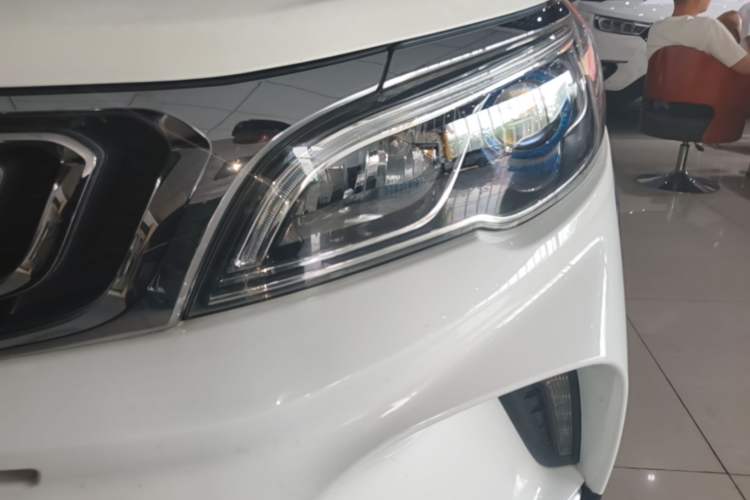 Used Geely Auto Vision X3 2017 1.5L Automatic Elite Model Left Front Headlight