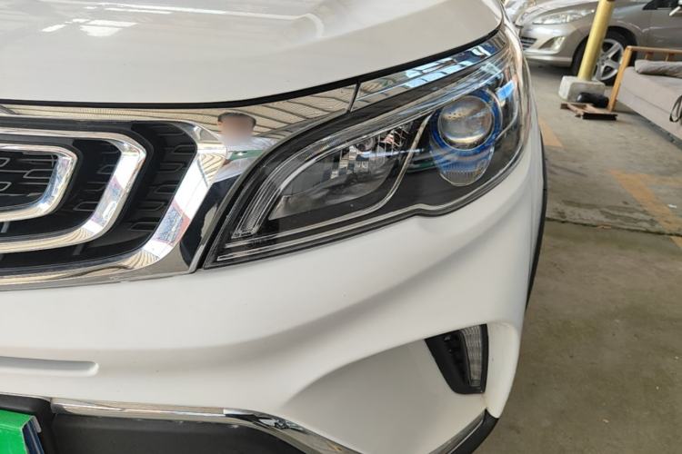 Used Geely Auto Vision X3 2017 1.5L Automatic Elite Model Left Front Headlight