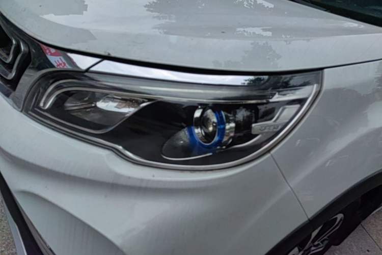 Used Geely Auto Vision X3 2017 1.5L Manual Luxury Model Left Front Headlight