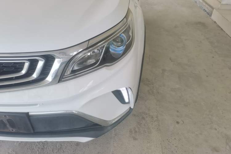 Used Geely Auto Vision X3 2017 1.5L Manual Elite Model Left Front Headlight