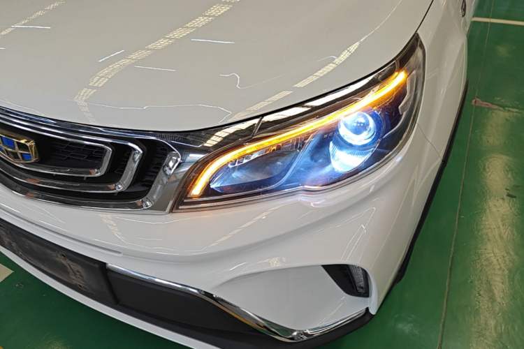 Used Geely Auto Vision X3 2017 1.5L Automatic Elite Model Left Front Headlight