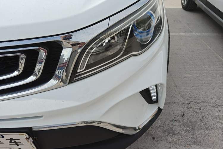 Used Geely Auto Vision X3 2017 1.5L Automatic Luxury Model Left Front Headlight