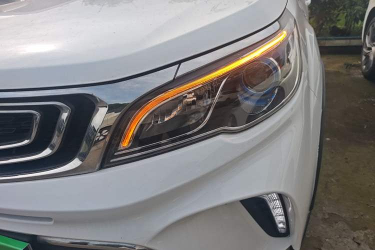 Used Geely Auto Vision X3 2017 1.5L Automatic Luxury Model Left Front Headlight
