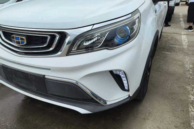 Used Geely Auto Vision X3 2017 1.5L Automatic Elite Model Left Front Headlight